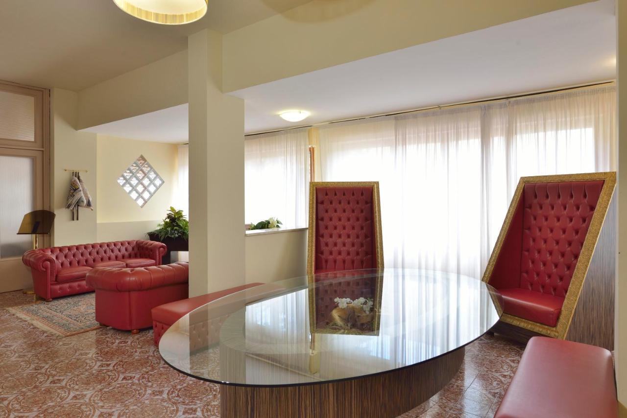 Hotel Attico Chianciano Terme Luaran gambar