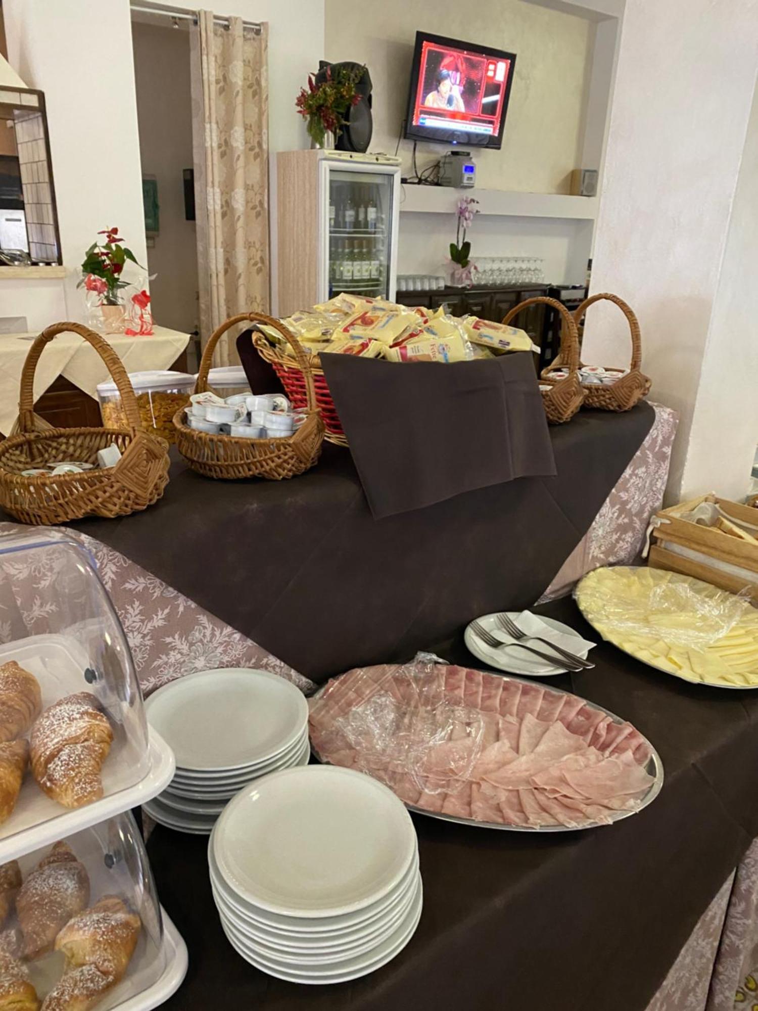 Hotel Attico Chianciano Terme Luaran gambar